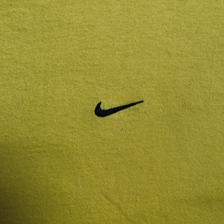 00s NIKE ワンポイントスウッシュTシャツ