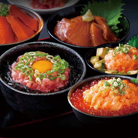【冷凍便】大人気の海鮮丼をどっさり★海鮮丼詰合せ計１５食 （マグロ漬け3p＋ネギトロ3P+サーモンネギトロ3p+サーモン漬け3p +イカサーモンねぎとろ3P）※離島配送不可