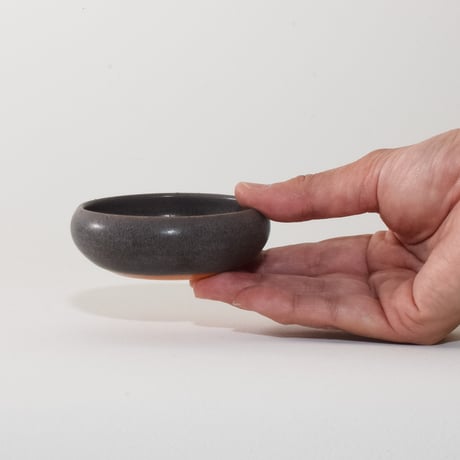 豆皿　グレー［田川舞］