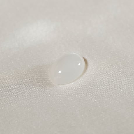 ホワイトムーンストーン（oval）