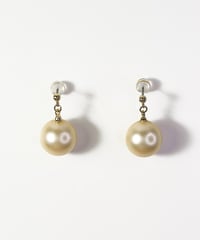 Bubblegum Pearls S Pierce