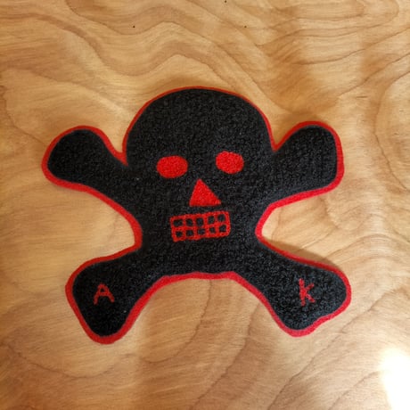 サガラ×チェーン刺繍　フェルトワッペン　スカル