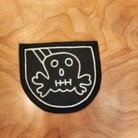 チェーン刺繍　フェルトワッペン　スカル
