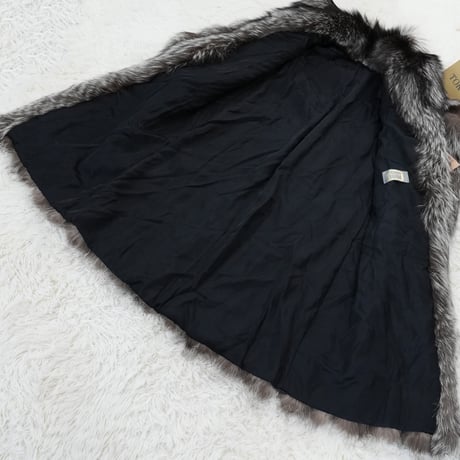Silver Fox Long Coat - SAGA FOX Genuine Vintage Fur Japan