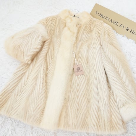 White Mink ZipZag Pattern Genuine Vintage Fur Japan