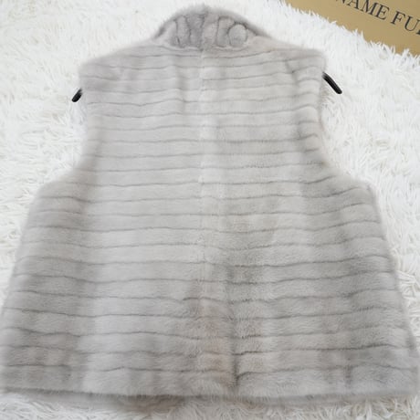 Sapphire Mink Vest - SAGA FURS