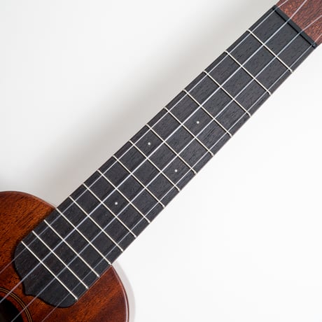 CULTIVATE UKULELE D0M+（フィジーマホガニー）ソプラノウクレレ #26065