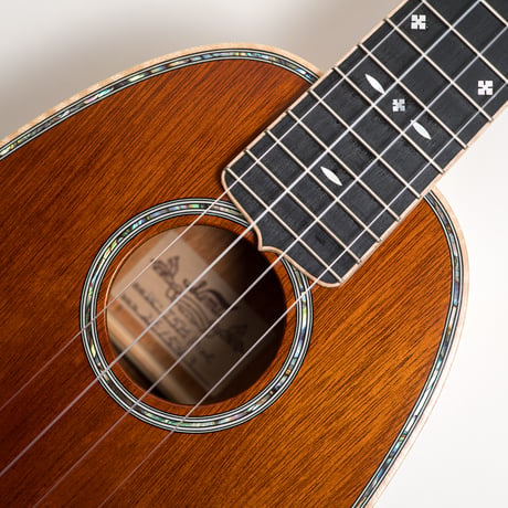 Sumi UK-T5M Pine ソプラノウクレレ #261543
