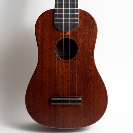 【アウトレット】CULTIVATE UKULELE D0M+（フィジーマホガニー）ソプラノウクレレ #25049