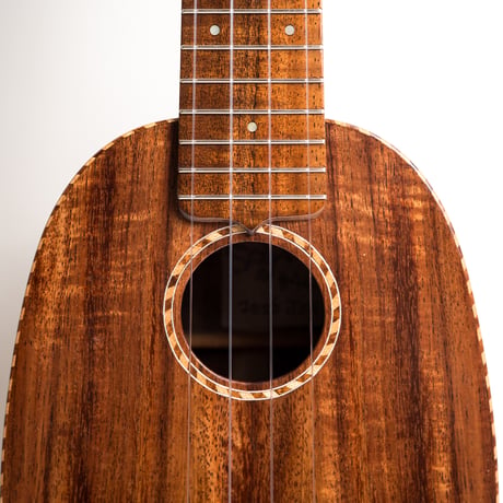 Sofla Ukes by YGK（山崎ギター工房）#462 ハワイアンコア パイナップル（ソプラノロング）