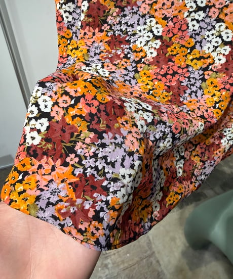 花柄キャミソール