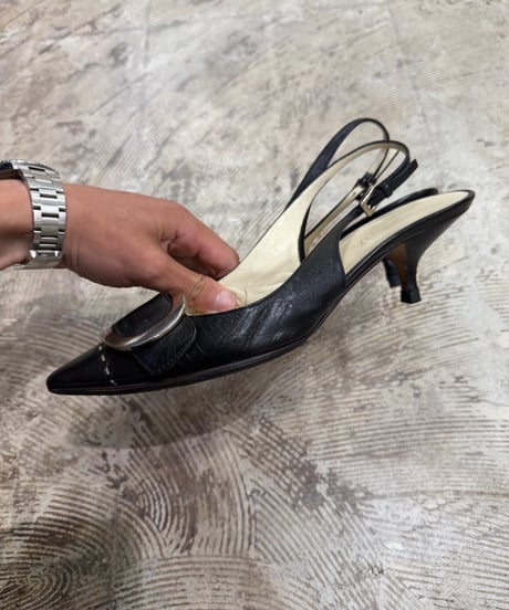 PRADA ポインテッドピンヒール シューズ