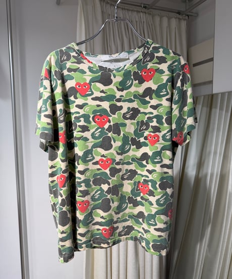 A BATHING APE × PLAY COMME des GARÇONS Tシャツ