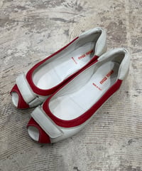 MIU MIU フラットシューズ