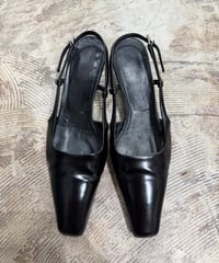 PRADA ポインテッドトゥ シューズ