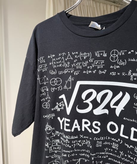 00s 18歳Tシャツ
