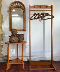 ROUND TOP SIDE TABLE