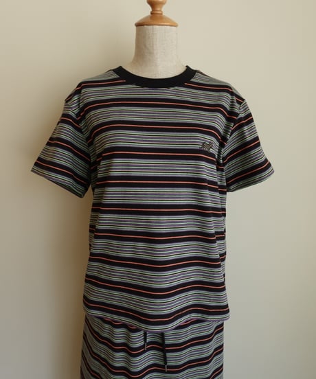 multi border tee