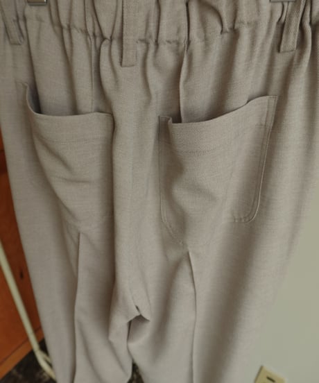 balloon pants