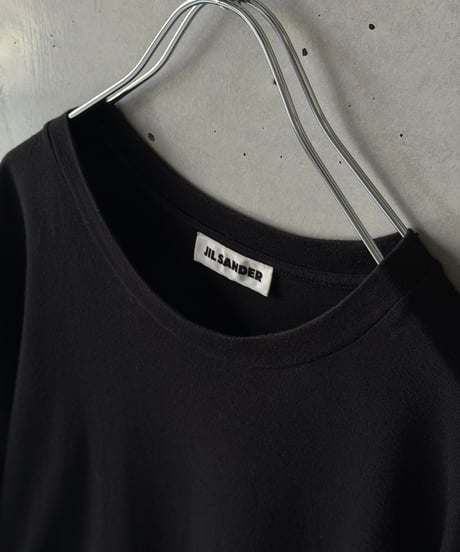 JIL SANDER　2023AWコレクション バックプリントTシャツ