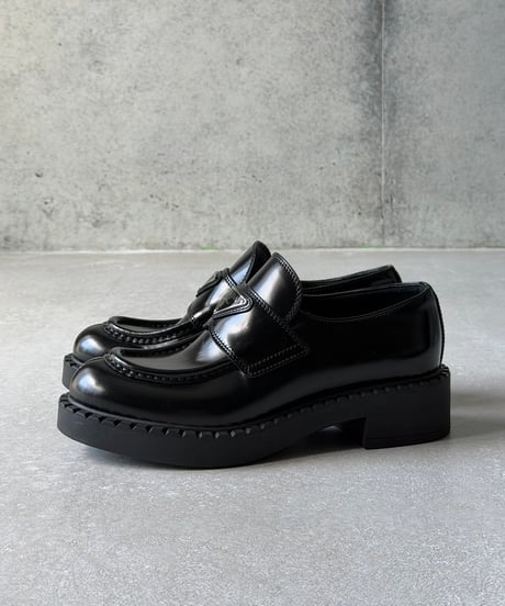 PRADA プラダ チョコレート ブラッシュドレザー ローファー