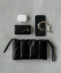 PRADA レザークラッチバッグ