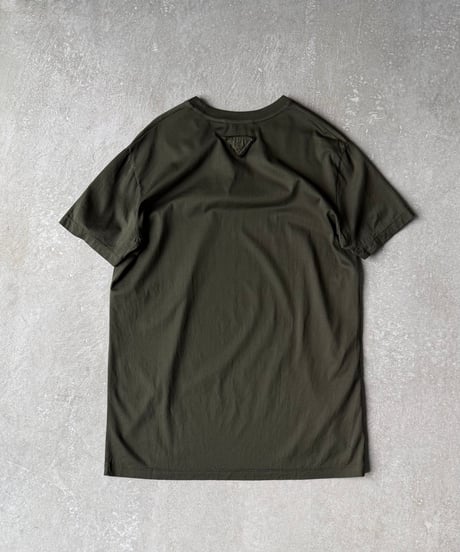 PRADA バック三角ロゴクルーネックTシャツ khaki