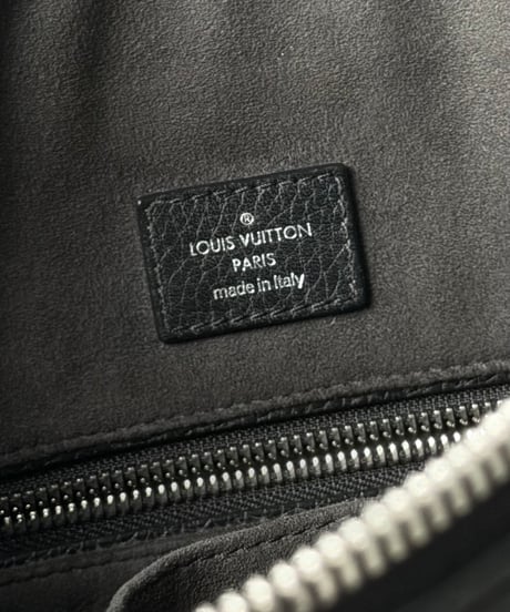 LOUIS VUITTON トリヨンレザーバッグ ブラック