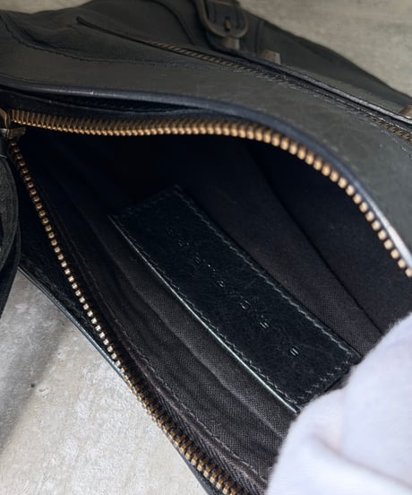 BALENCIAGA クラッチバッグ ブラック レザー