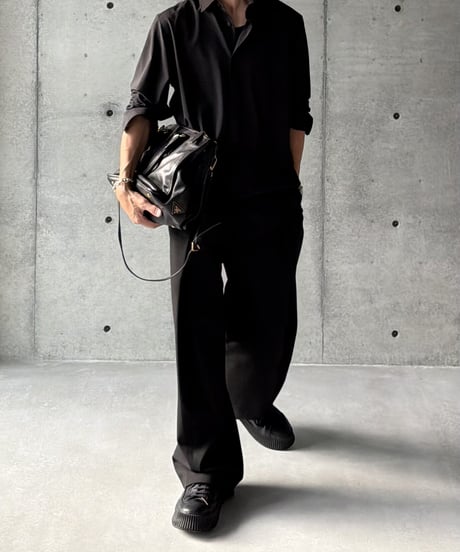 PRADA カーフレザーバッグ