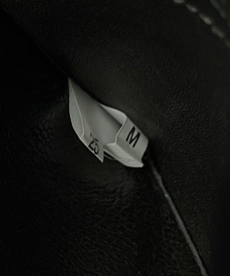 PRADA レザーショルダーバッグ Identity