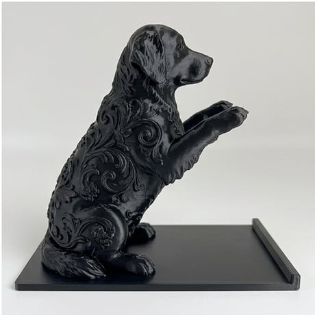 犬（ゴールデンレトリバー）のスマホスタンド 卓上 シルクブラック