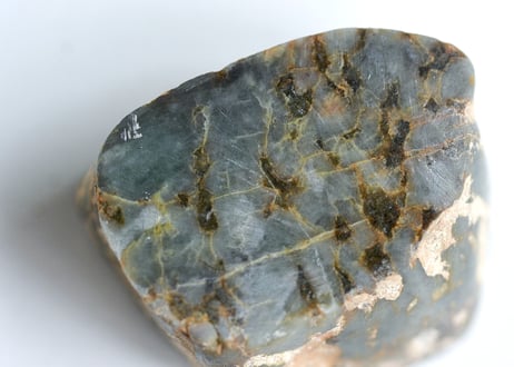 スイス産アルパイン翡翠　64g / Swiss Alpine Jadeite