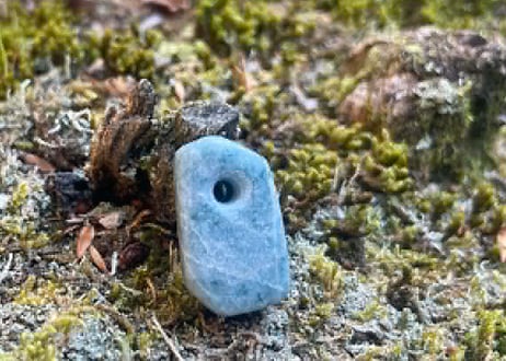 糸魚川翡翠　古代発掘型大珠　入りコン沢青 / Itoigawa Jadeite TAISHU