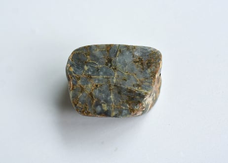 スイス産アルパイン翡翠　64g / Swiss Alpine Jadeite