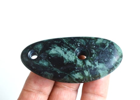 糸魚川ネフライト　縄文大珠　57mm / Itoigawa Nephrite TAISHU