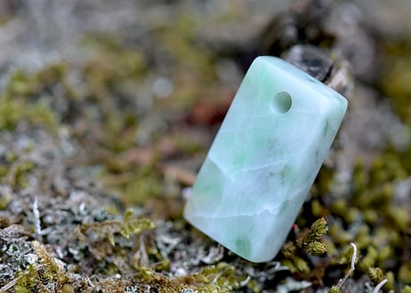 糸魚川翡翠　垂飾　明緑　22mm / Itoigawa Jadeite SUISHOKU