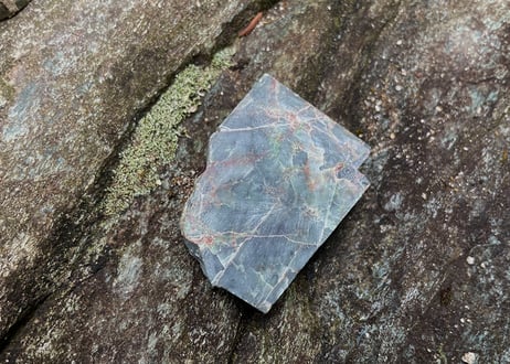 スイス産アルパイン翡翠　48.5g / Swiss Alpine Jadeite