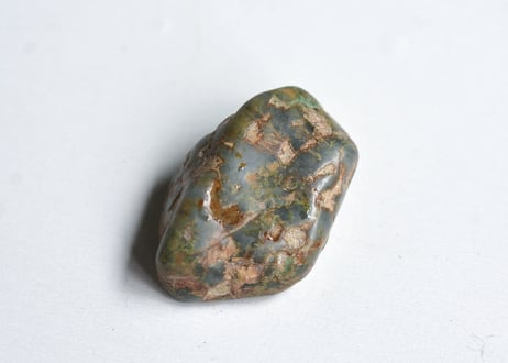 スイス産アルパイン翡翠　37.4g / Swiss Alpine Jadeite