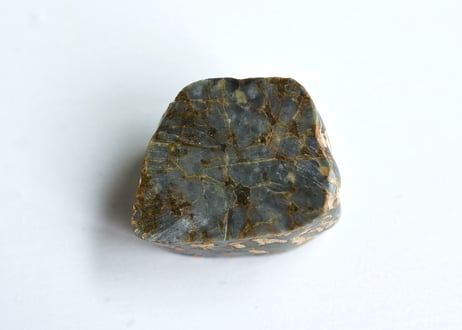 スイス産アルパイン翡翠　64g / Swiss Alpine Jadeite