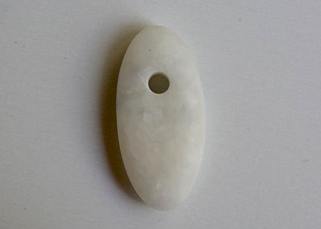 糸魚川翡翠　大珠　白　32mm / Itoigawa Jadeite TAISHU