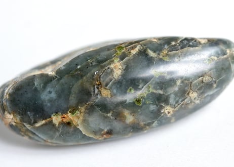 スイス産アルパイン翡翠　42.9g / Swiss Alpine Jadeite