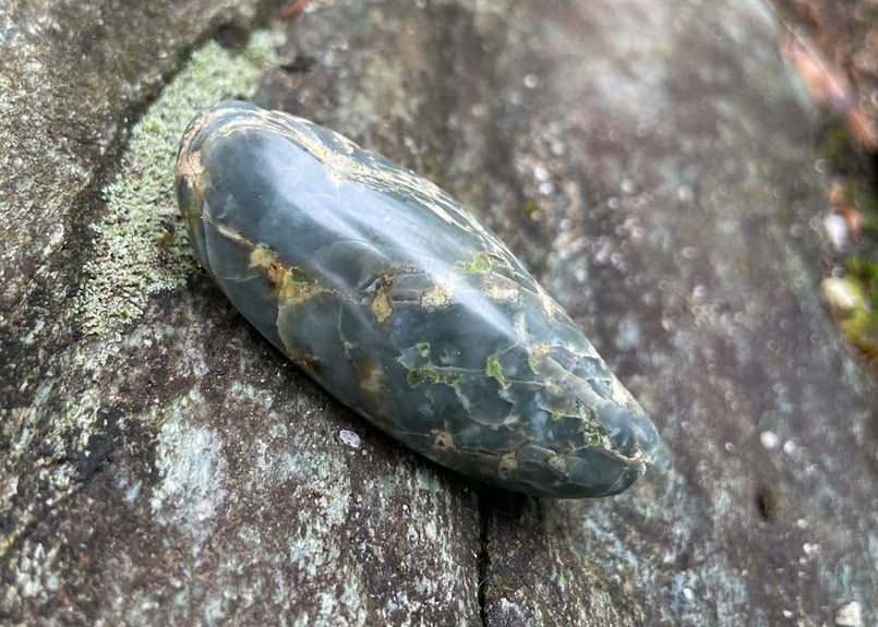 スイス産アルパイン翡翠 42.9g / Swiss Alpine Jadeite | SPIR