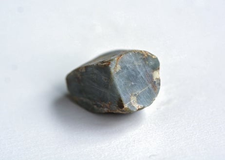 スイス産アルパイン翡翠　27.4g / Swiss Alpine Jadeite