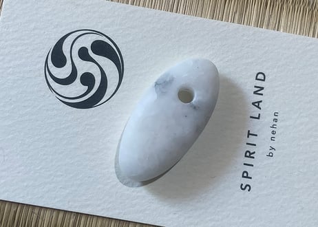 糸魚川翡翠　大珠　白　32mm / Itoigawa Jadeite TAISHU