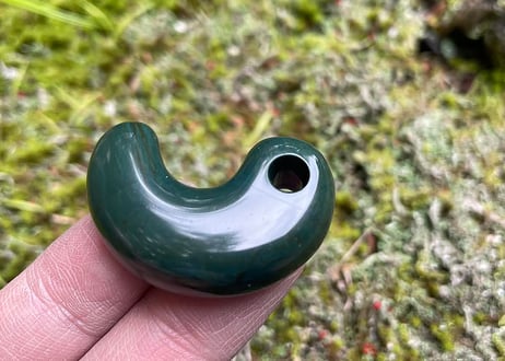 出雲石　 真名井型勾玉　グリーン　33mm / Izumo Ishi MAGATAMA