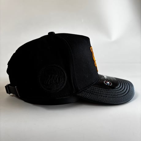 USA買付 PRO STANDARD New York  Mets  Pro Pinch Strapback Black Leather Visor Cap　US-08