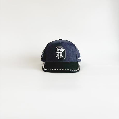 USA買付 PRO STANDARD San Diego Padres Studded Strapback Navy / Black Cap　US-02