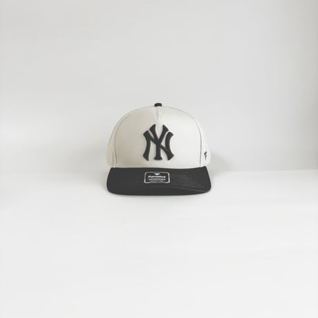USA買付　Fanatics New York Yankees Classic Two Tone Snapback CAP　IVORY × CHARCOAL GRAY　 US-01