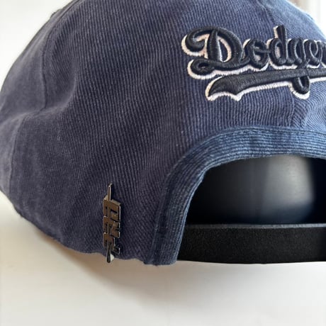 USA買付 PRO STANDARD Los Angeles Dodgers Studded Strapback Navy / Black Cap　US-04